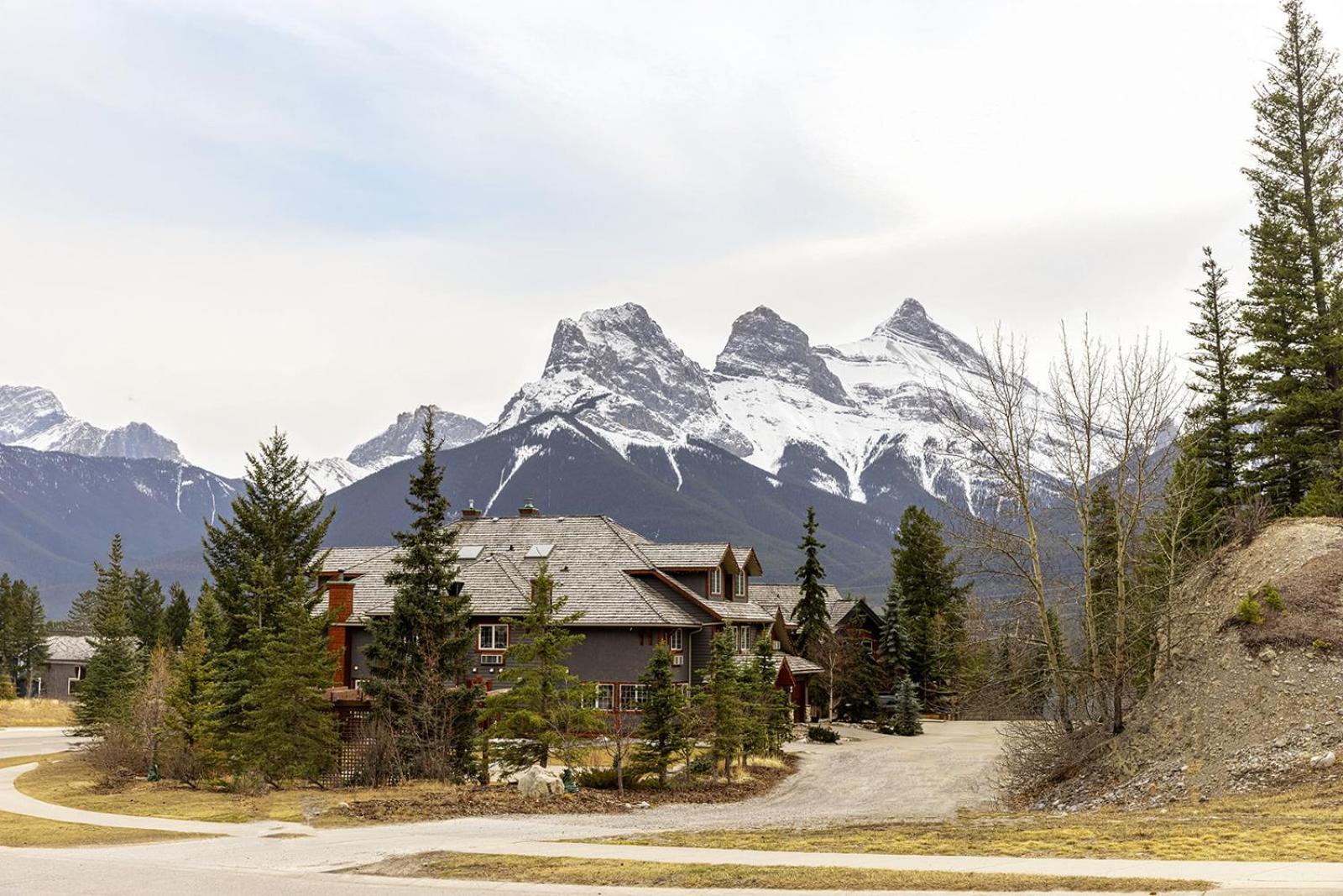 Creekside Villa Canmore Zewnętrze zdjęcie